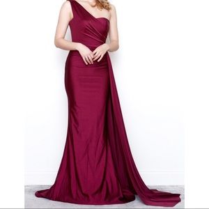 BRAND NEW:Plum Size 8 Portia Scarlet Formal Dress